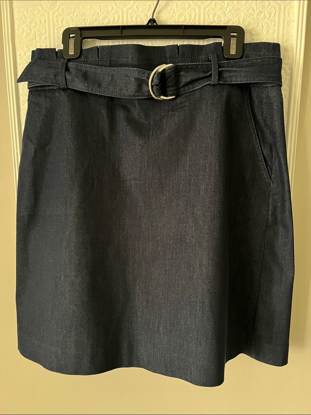 Ann Taylor Dark Navy A-Line Skirt with D-Ring Belt